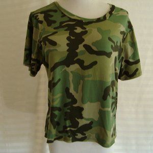 NWT Piphany Camo Prince Crop Top, Size M